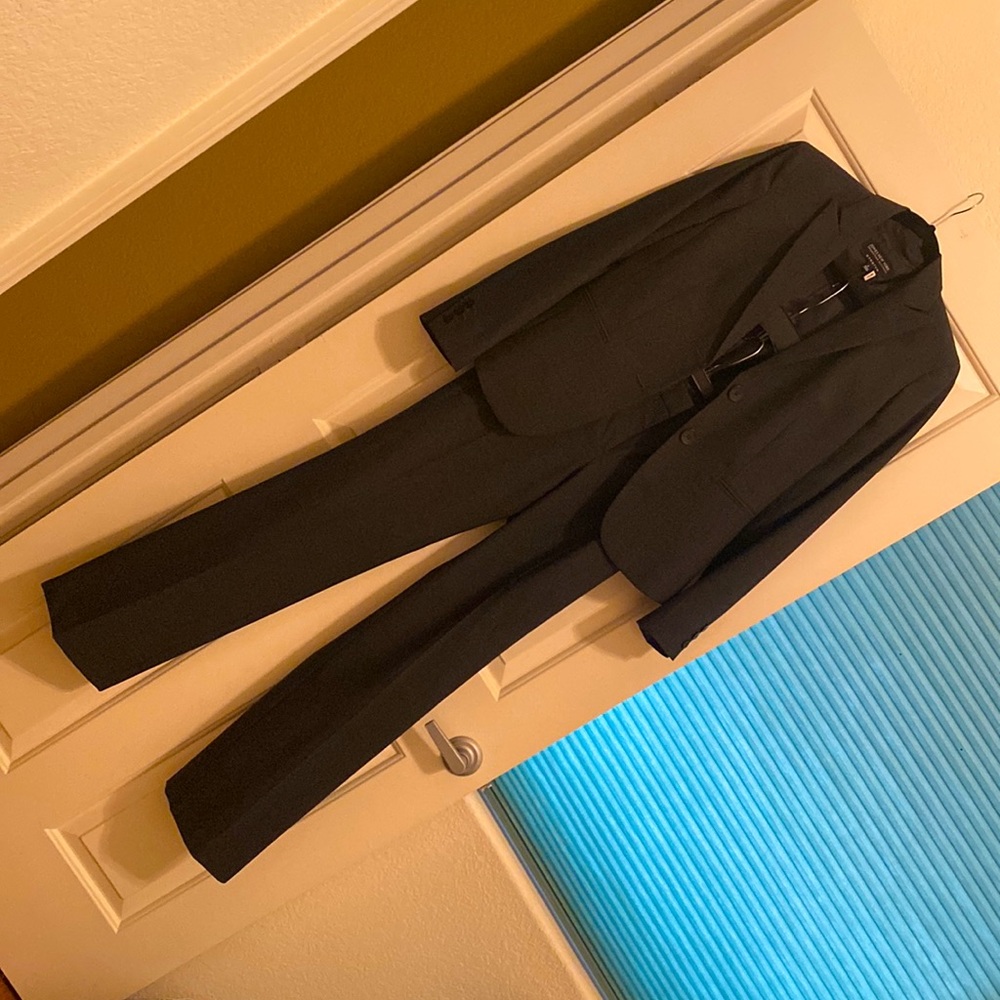 Jones New York 2 piece suit